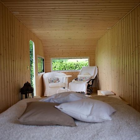 B&B Aura Rossa Quartino Екстер'єр фото